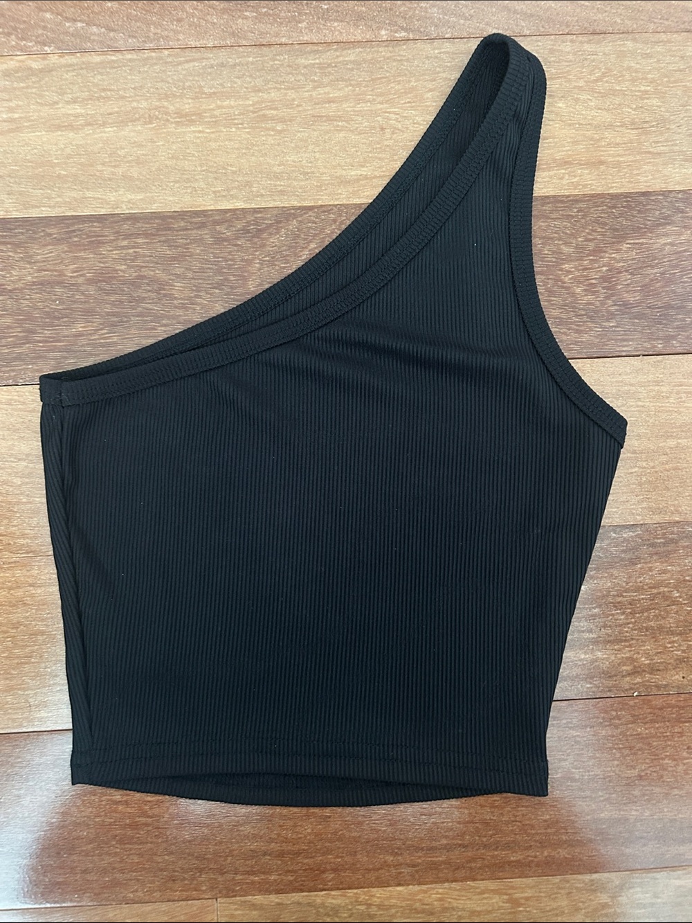 SHEIN Black One-Shoulder Ribbed Crop Top